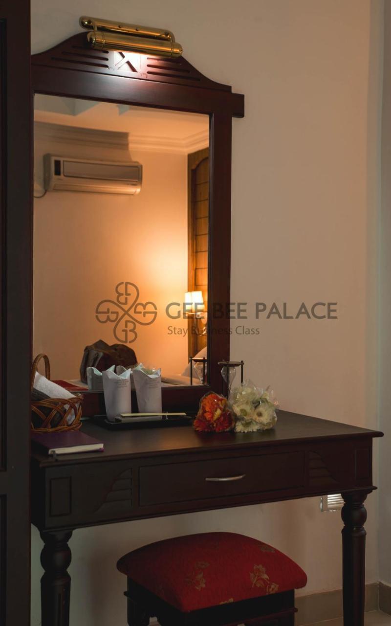 Gee Bee Palace Angamali Exterior photo